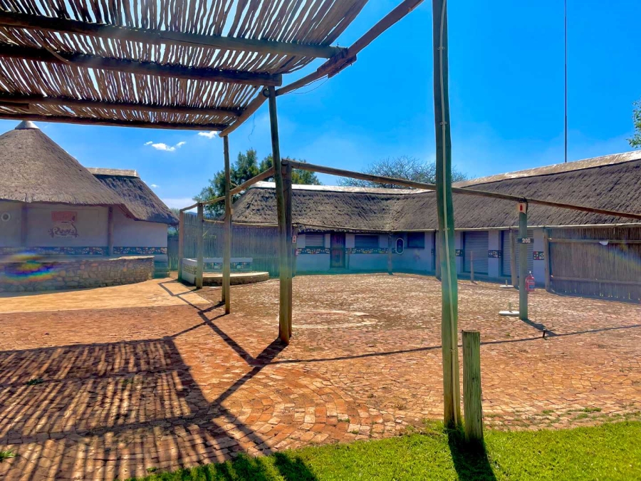 Commercial Property for Sale in Melodie North West